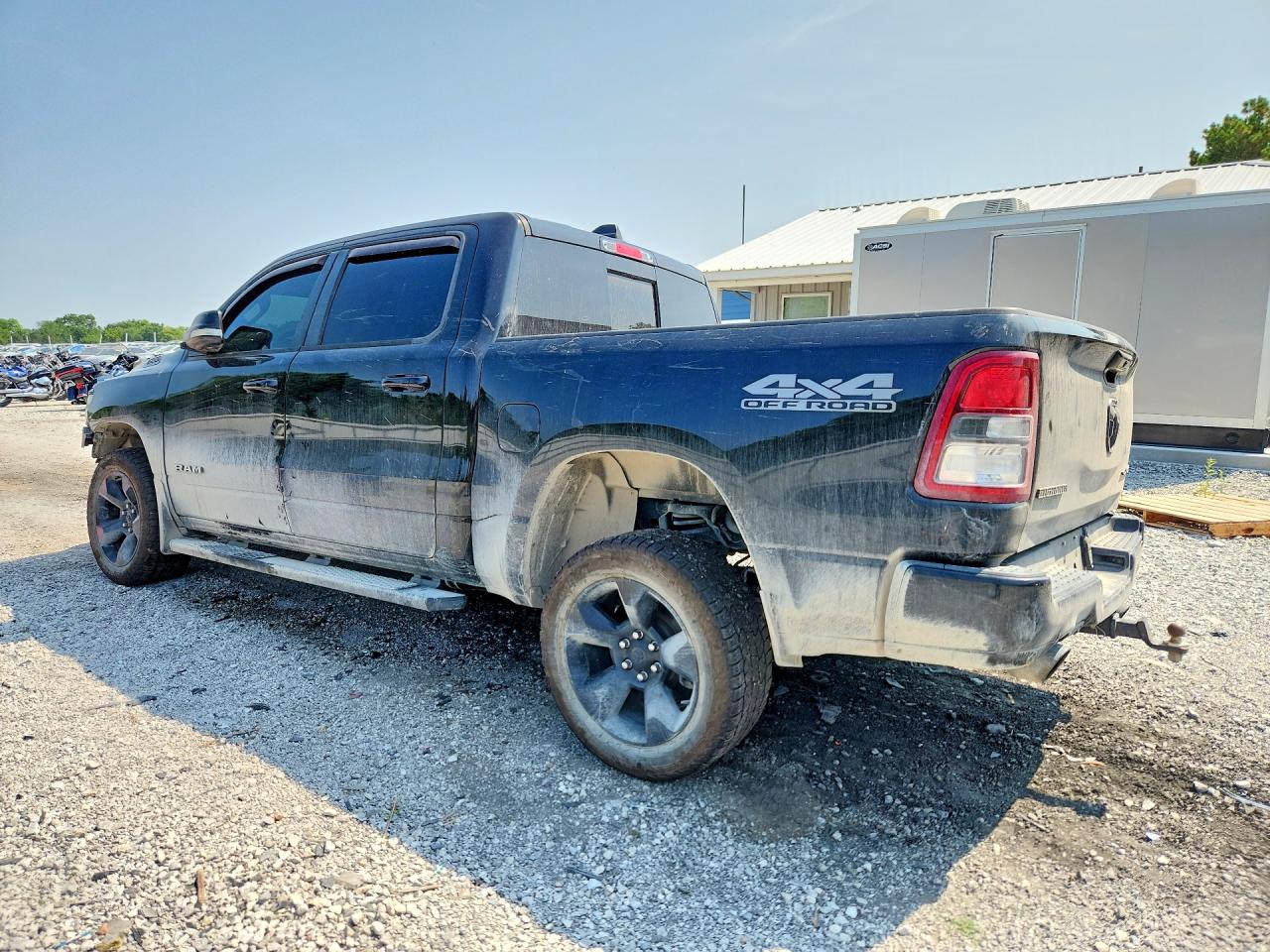 2019 RAM 1500 BIG HORN/LONE STAR — снимка 2
