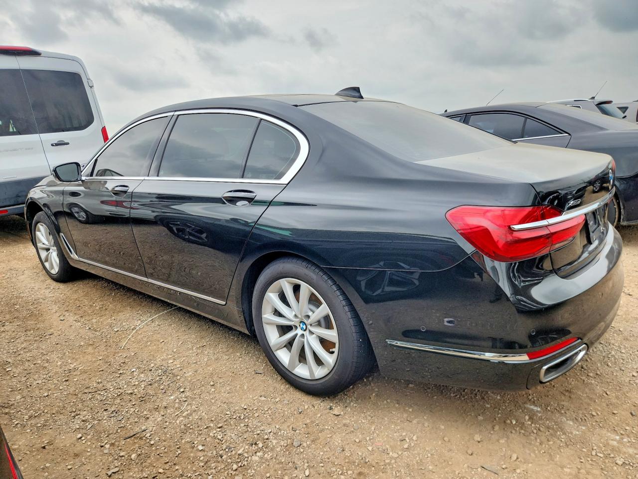 2019 BMW 740 XI — снимка 2