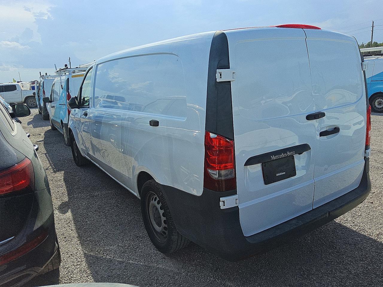 2020 MERCEDES-BENZ METRIS — снимка 2