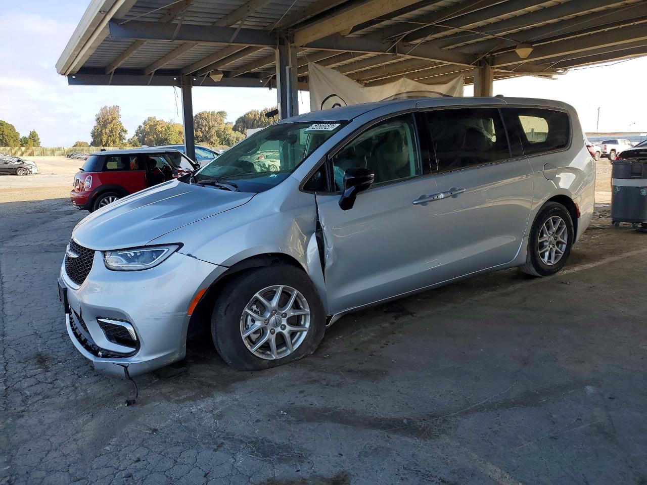 2024 CHRYSLER PACIFICA TOURING L