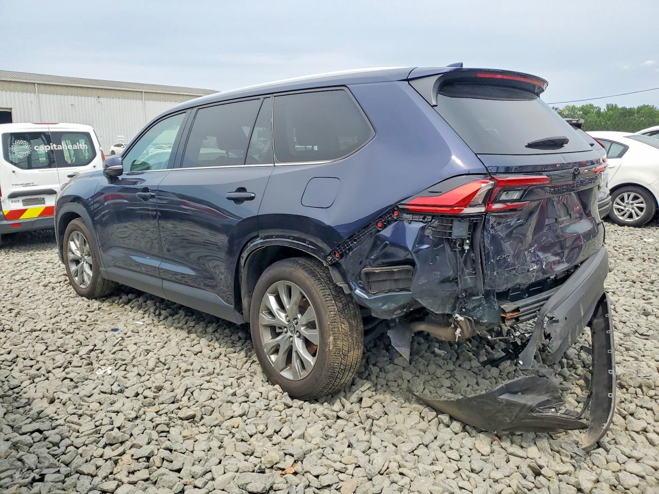 2024 TOYOTA GRAND HIGHLANDER LIMITED — снимка 2