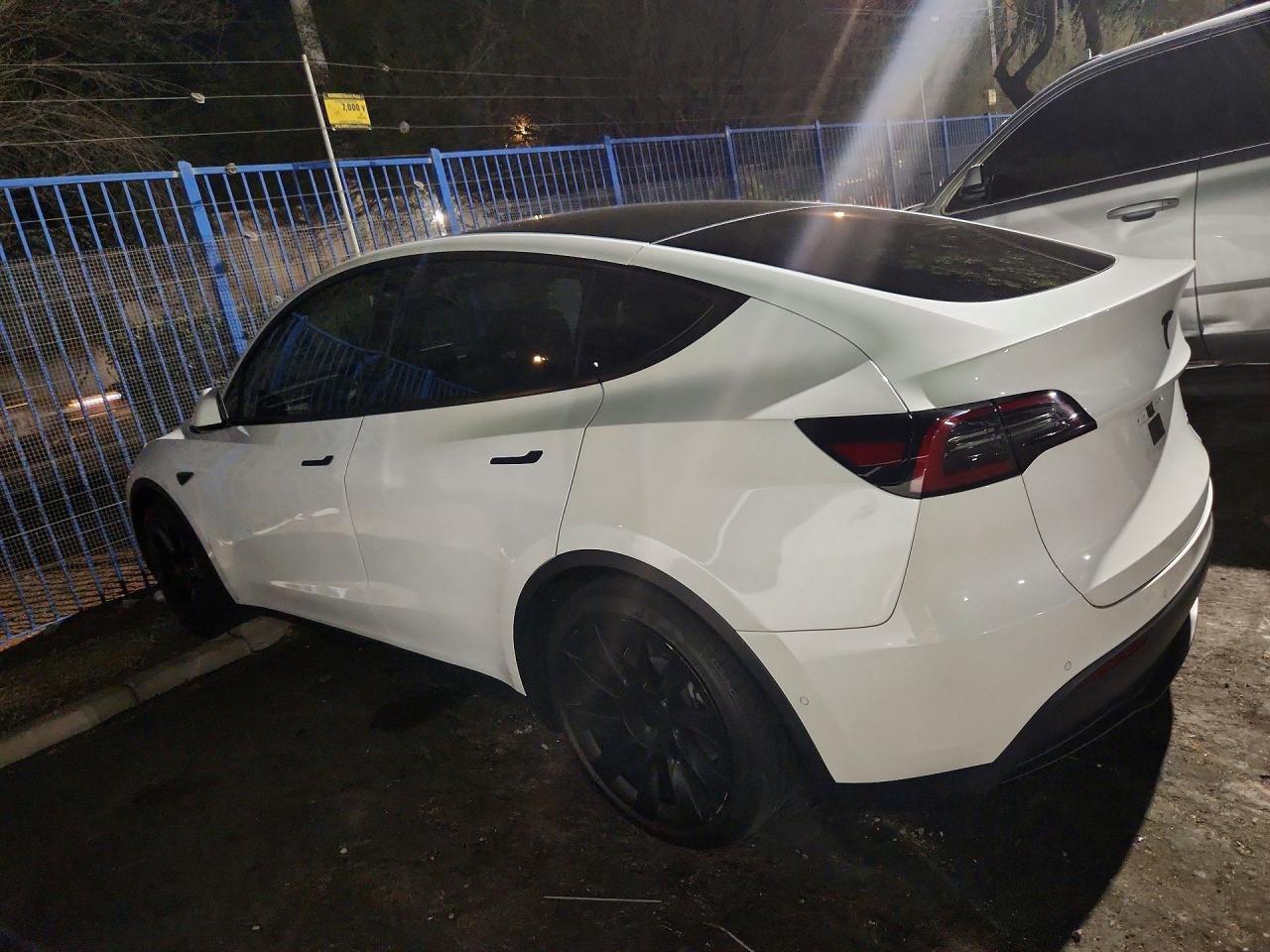 2022 TESLA MODEL Y — снимка 2