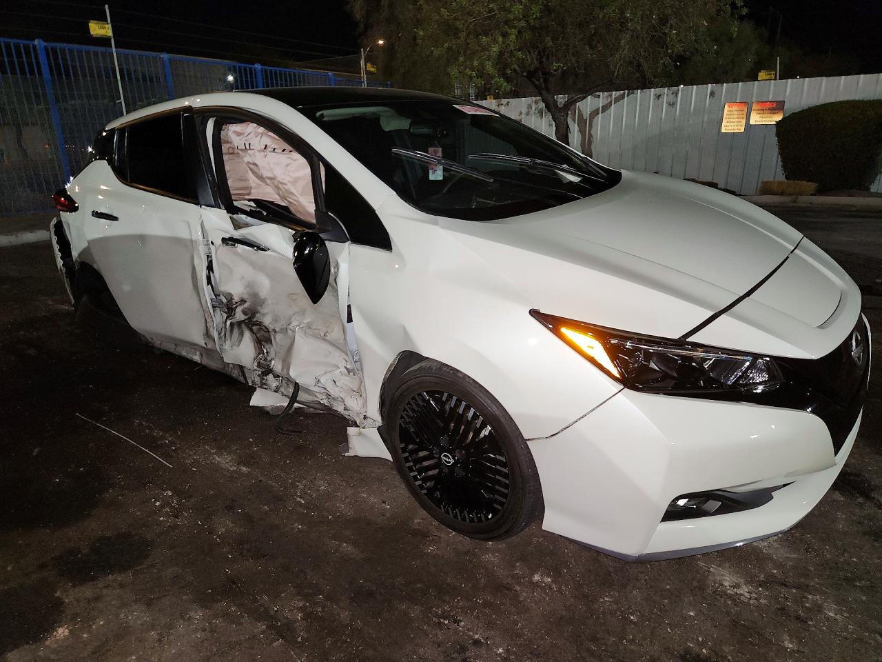 2025 NISSAN LEAF SV PLUS — снимка 4
