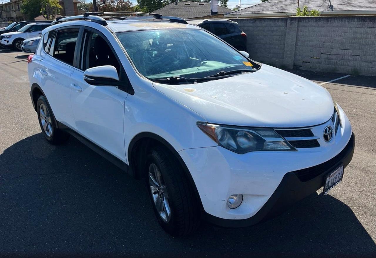 2015 TOYOTA RAV4 XLE