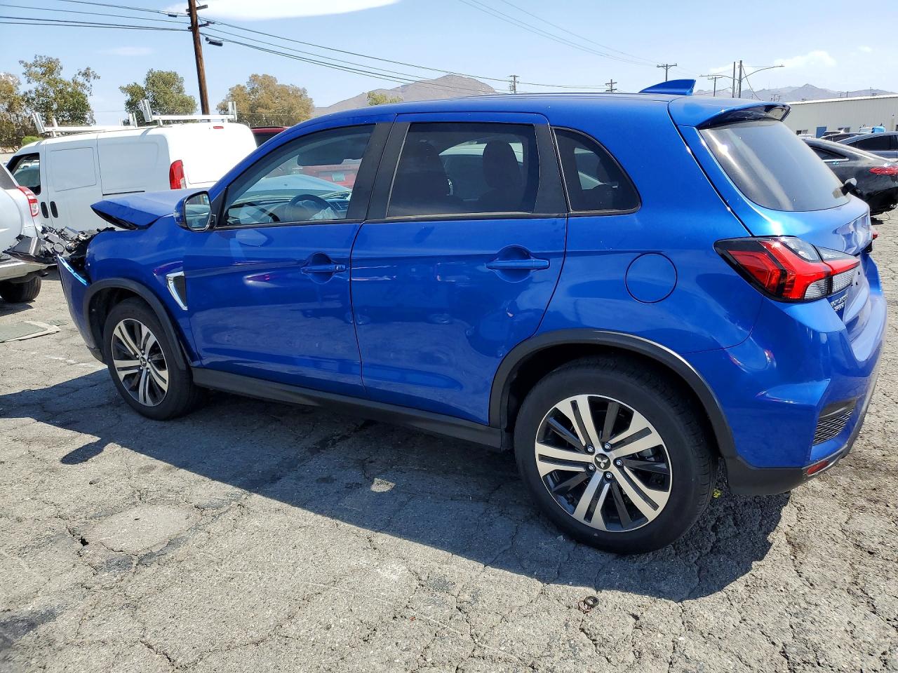 2026 MITSUBISHI OUTLANDER SPORT S/SE — снимка 2