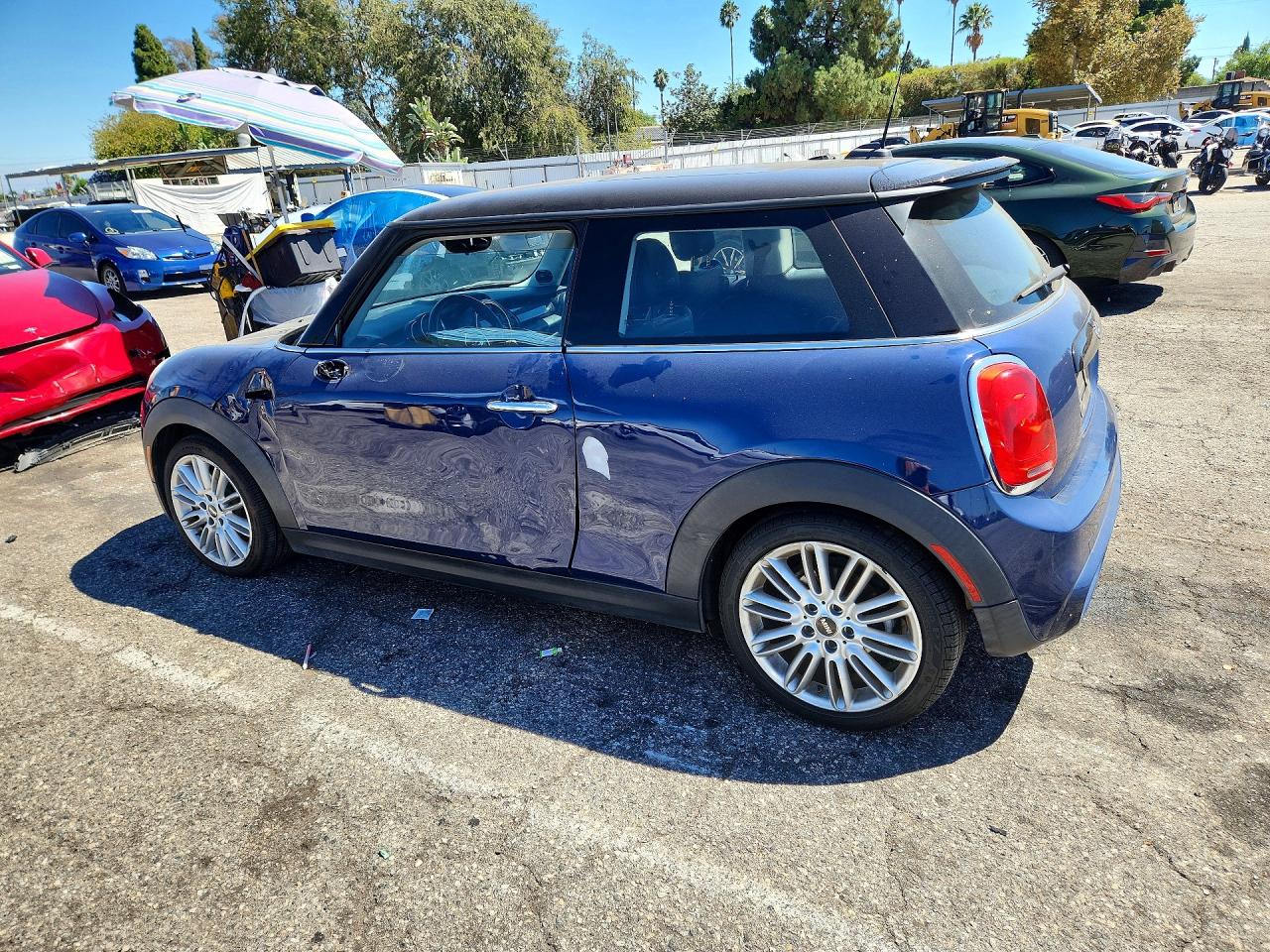 2014 MINI COOPER S — снимка 2