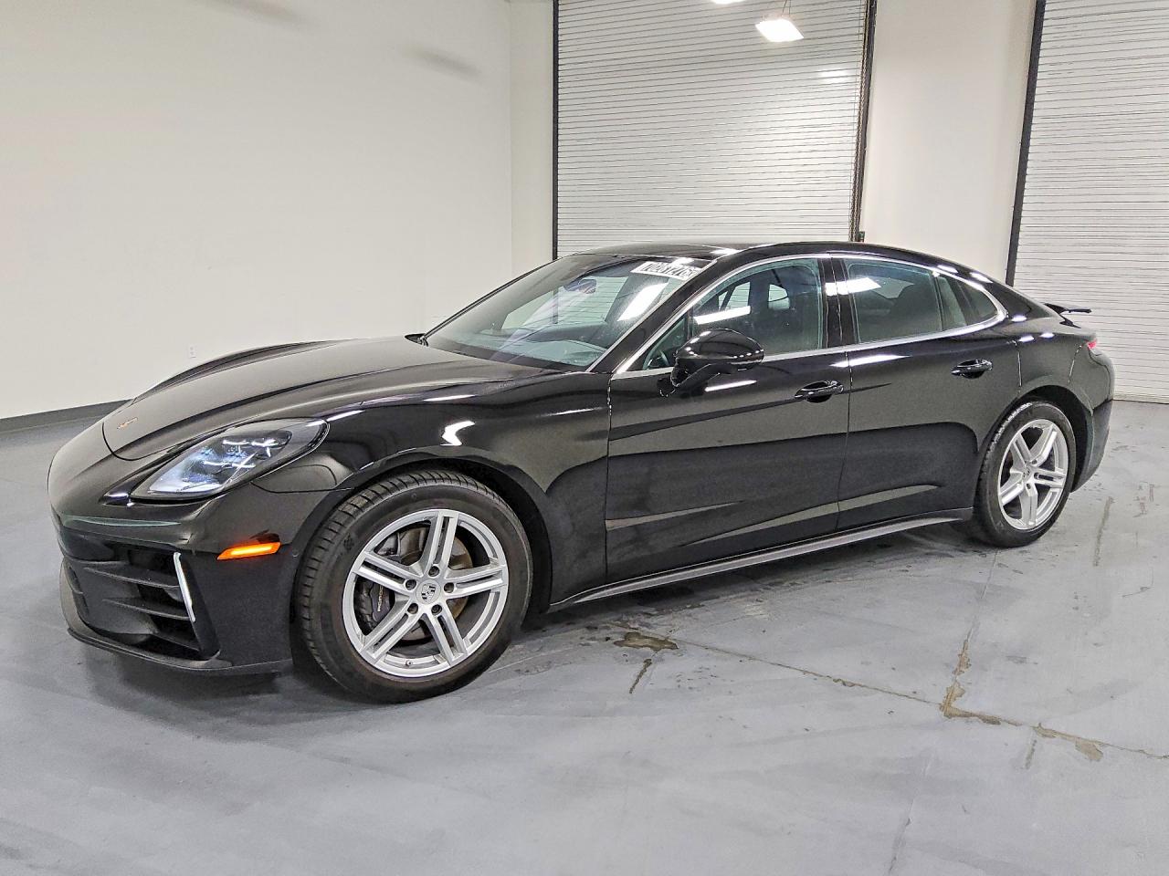 2025 PORSCHE PANAMERA BASE