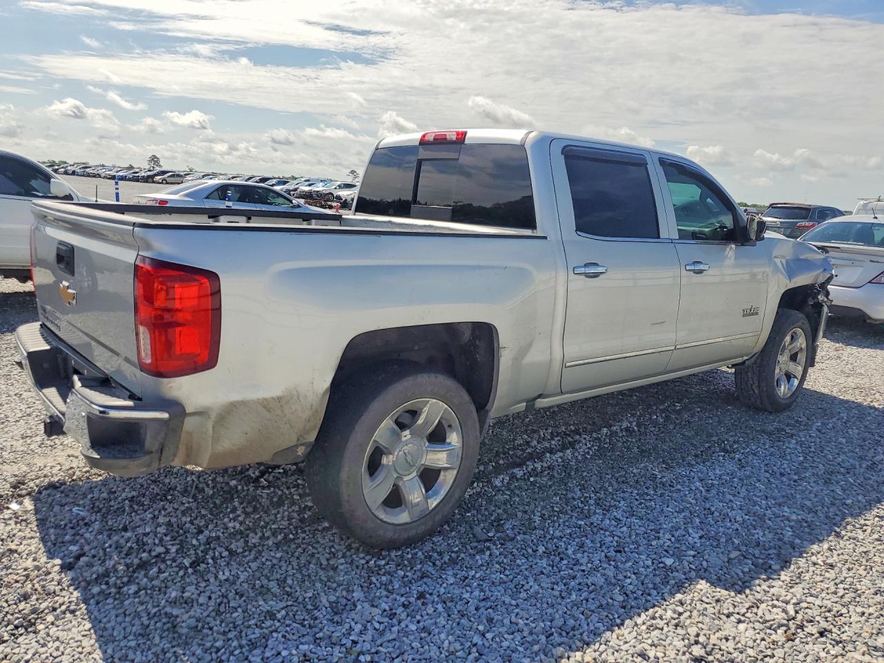 2016 CHEVROLET SILVERADO C1500 LTZ — снимка 3