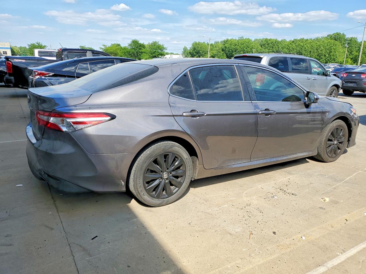 2018 TOYOTA CAMRY LE — снимка 3