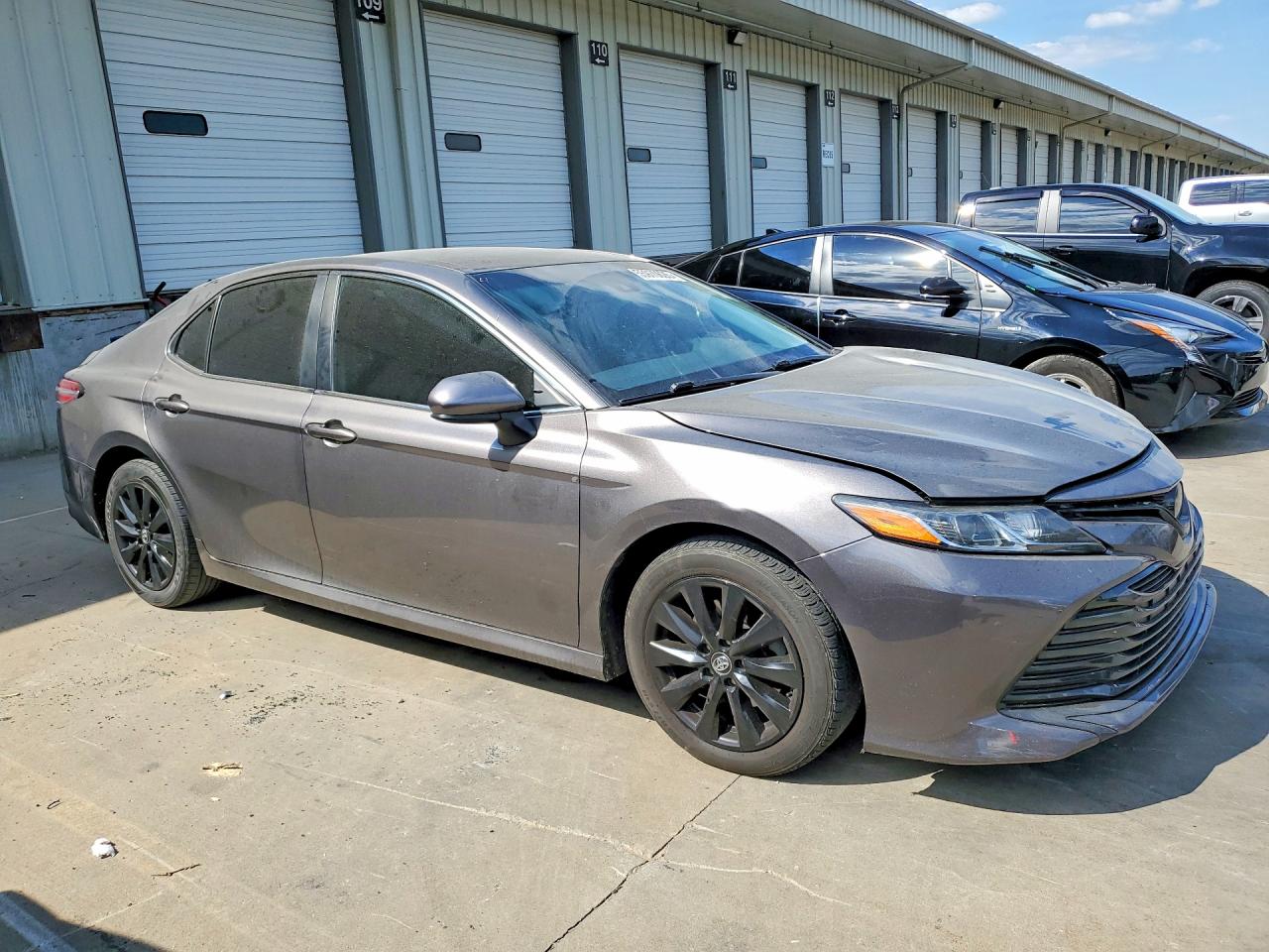 2018 TOYOTA CAMRY LE — снимка 4