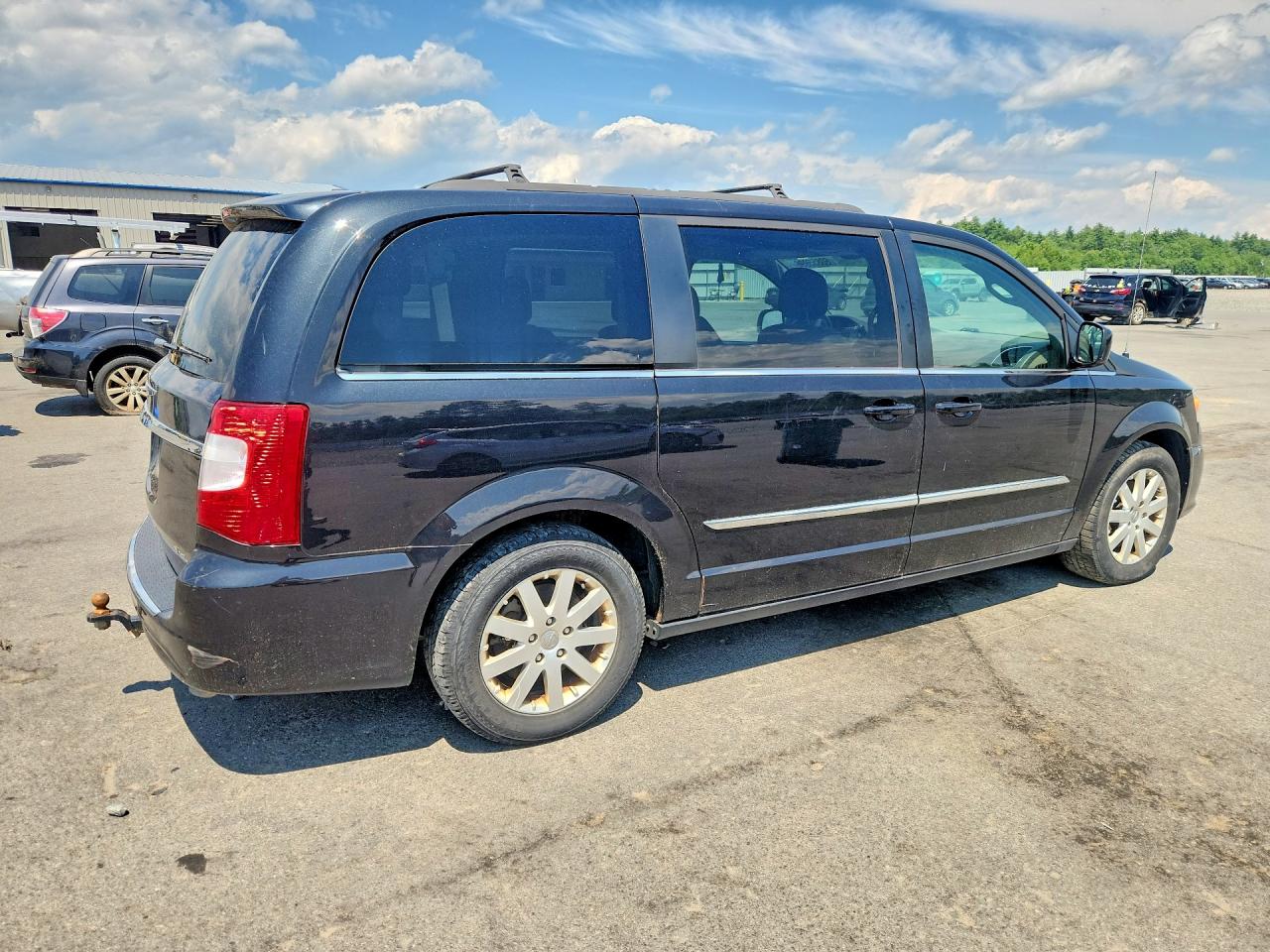 2016 CHRYSLER TOWN & COUNTRY TOURING — снимка 3