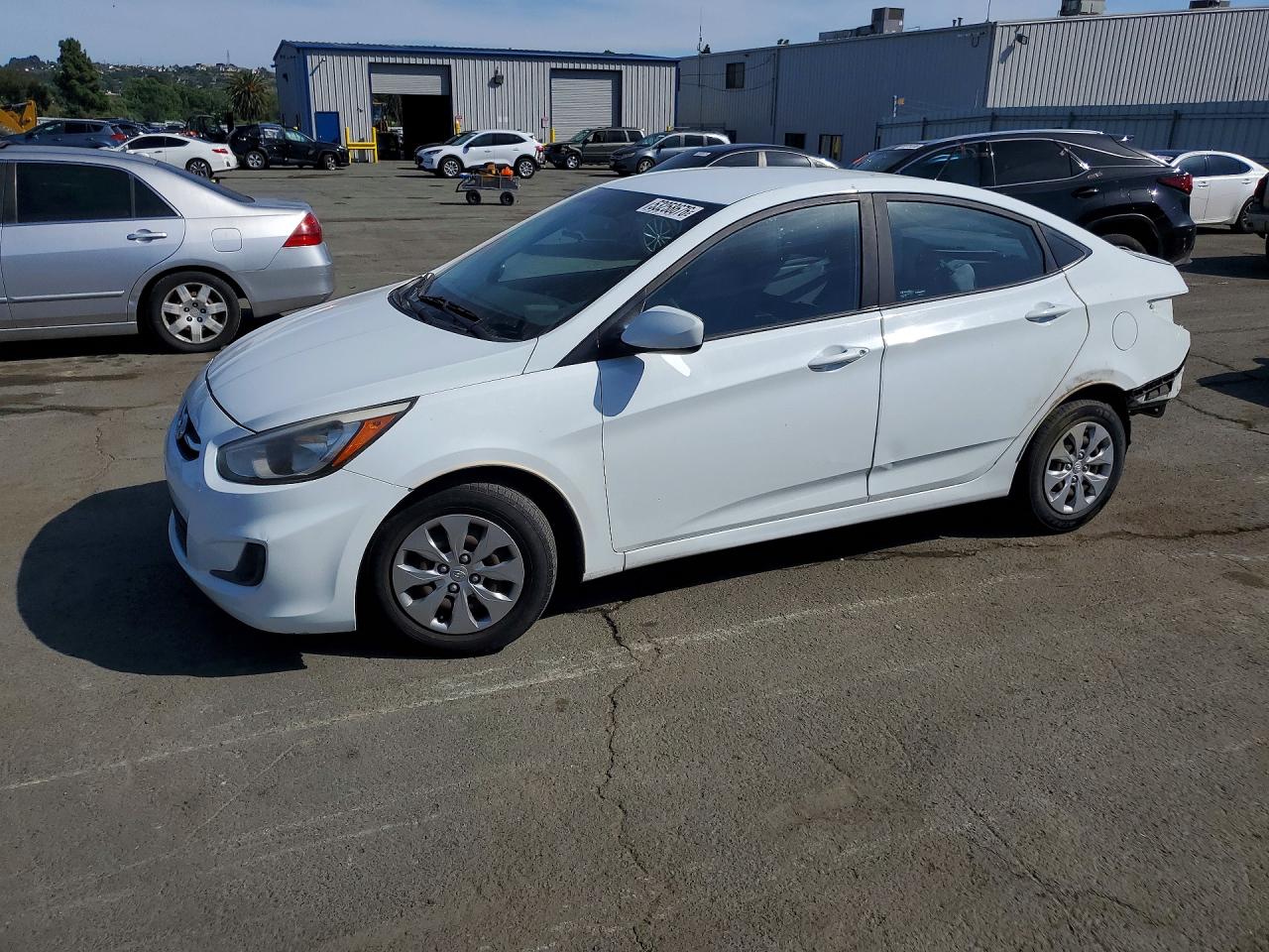 2015 HYUNDAI ACCENT GLS