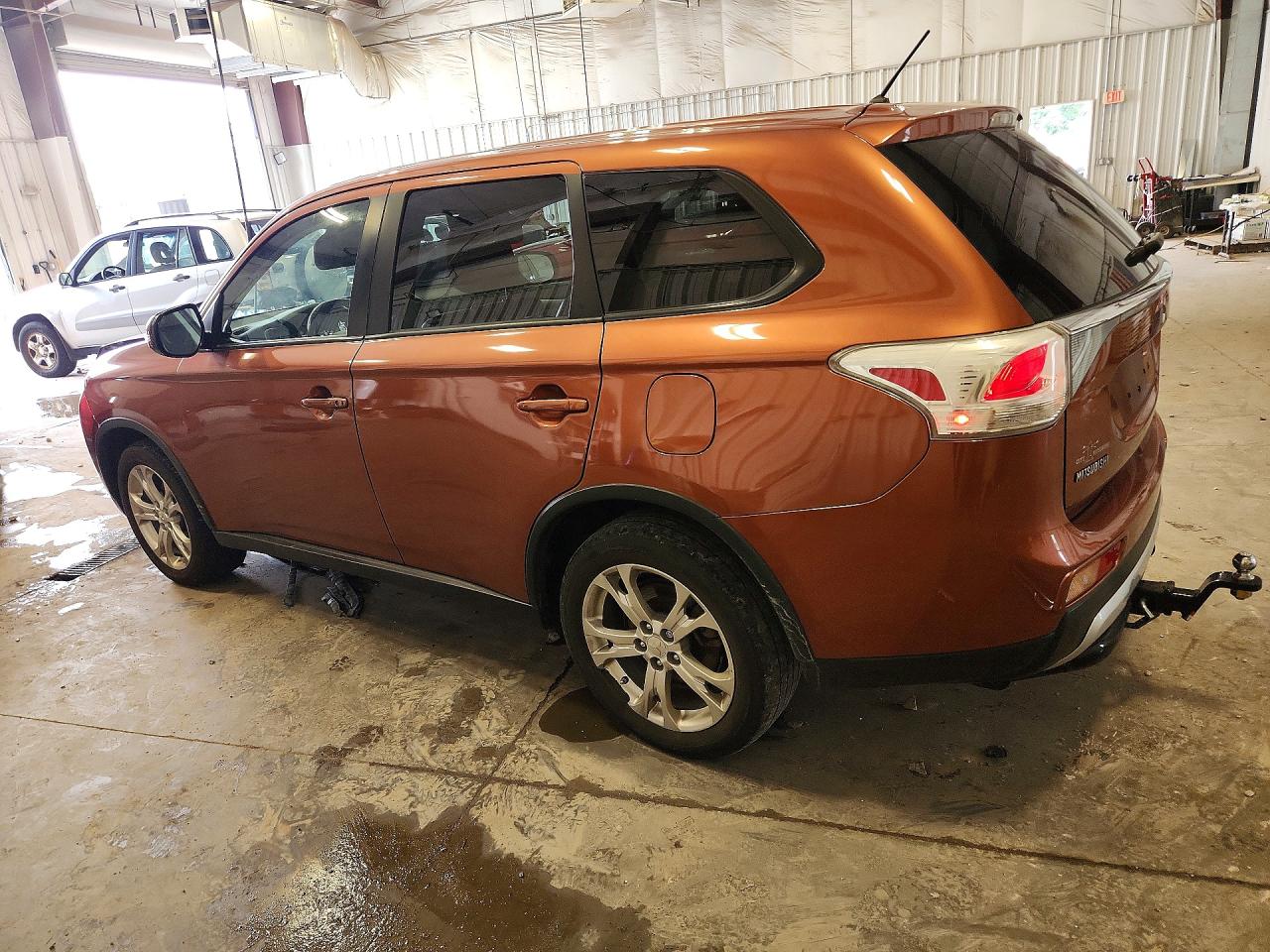 2015 MITSUBISHI OUTLANDER SE — снимка 2