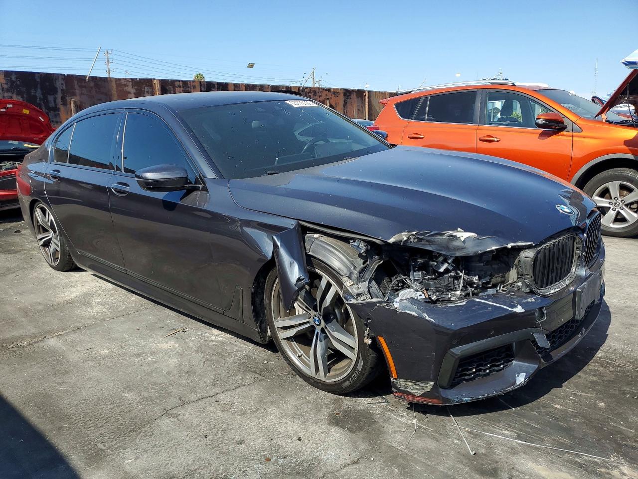 2019 BMW 740 I — снимка 4