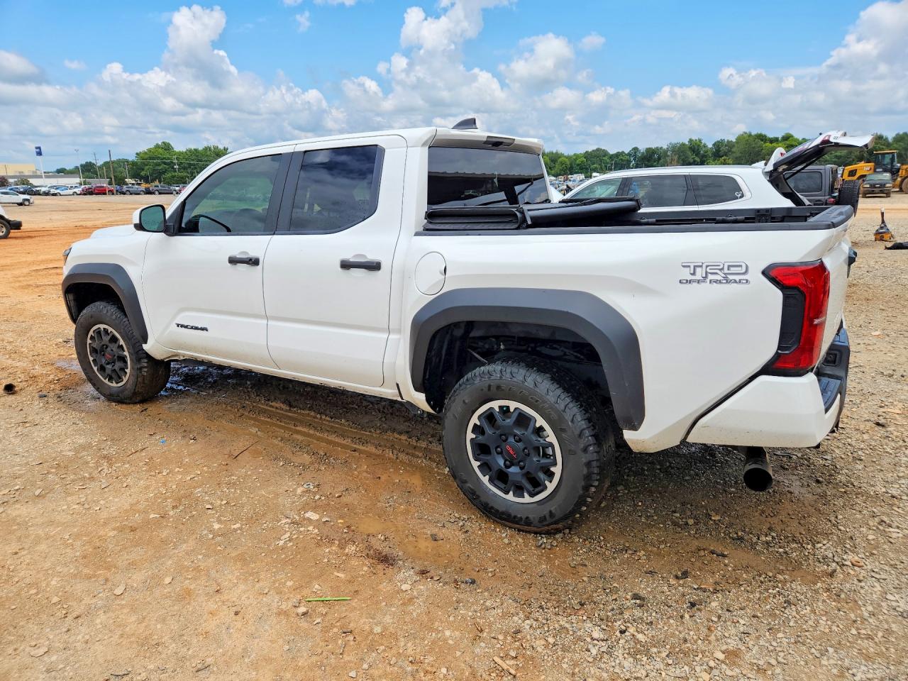 2024 TOYOTA TACOMA TRD OFF-ROAD — снимка 2
