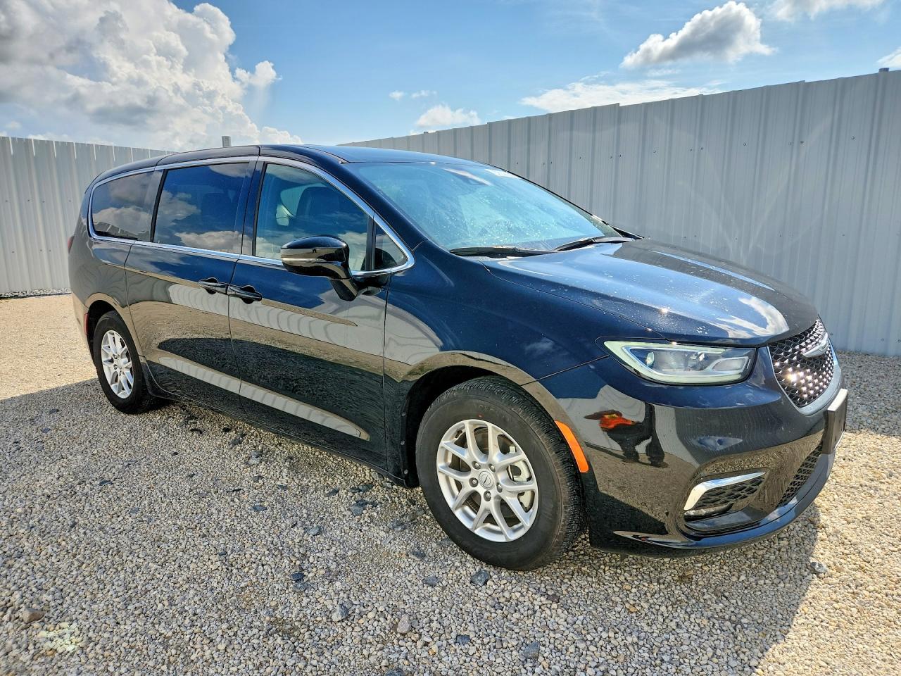 2025 CHRYSLER PACIFICA SELECT — снимка 4