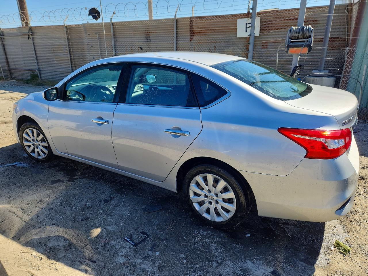 2018 NISSAN SENTRA S — снимка 2