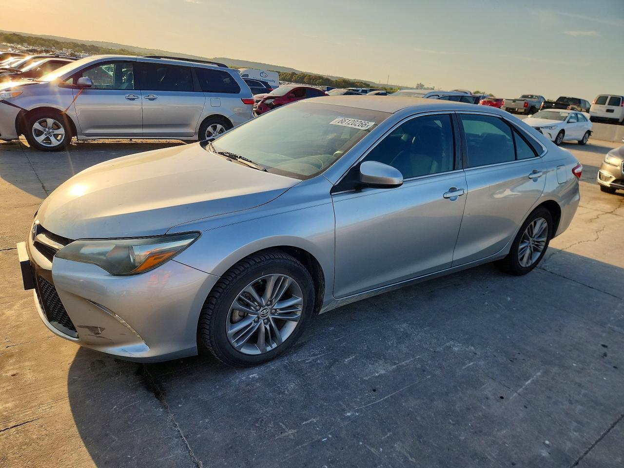 2015 TOYOTA CAMRY SE