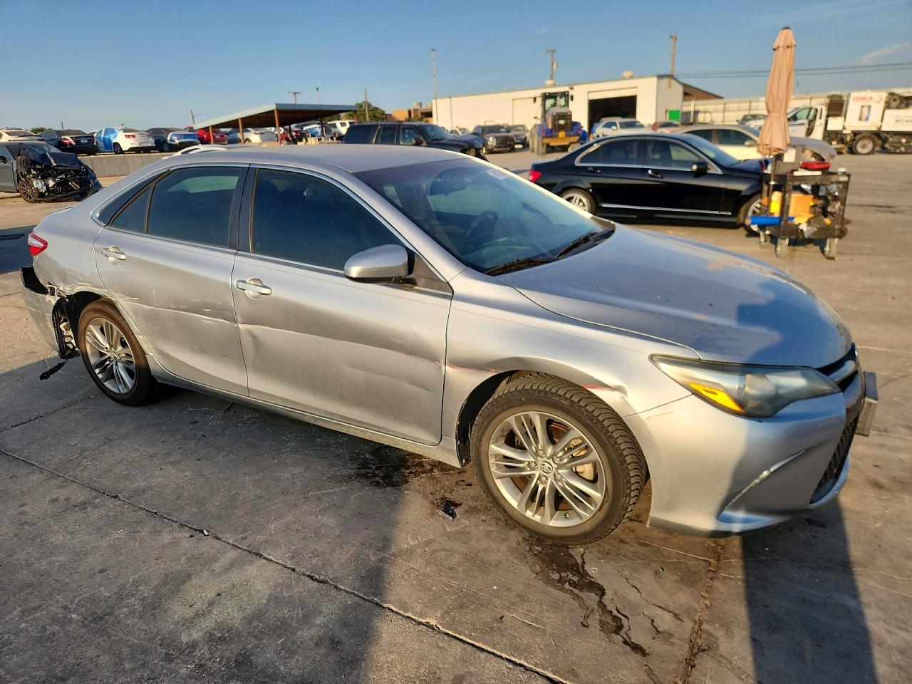 2015 TOYOTA CAMRY SE — снимка 4