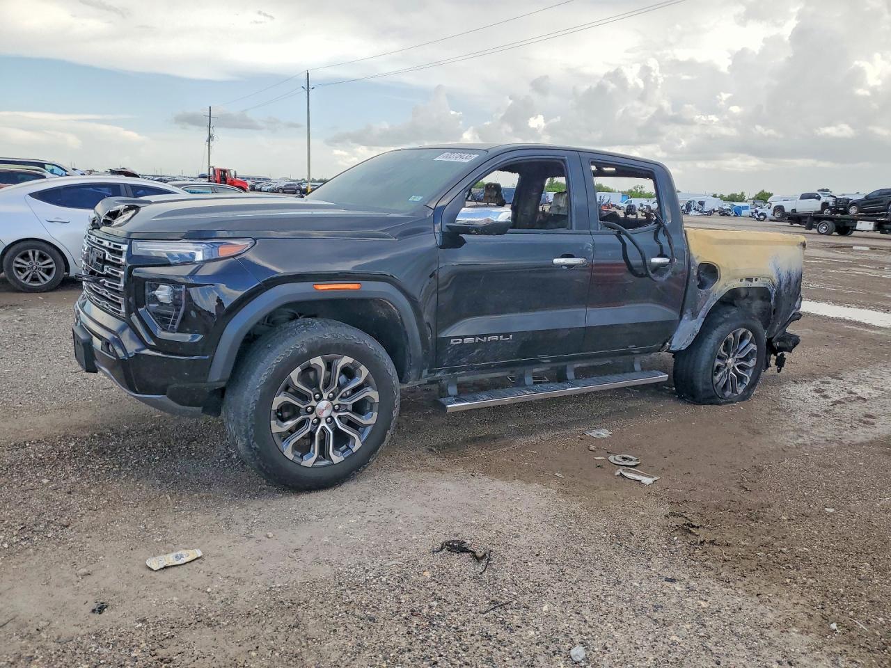 2025 GMC CANYON DENALI