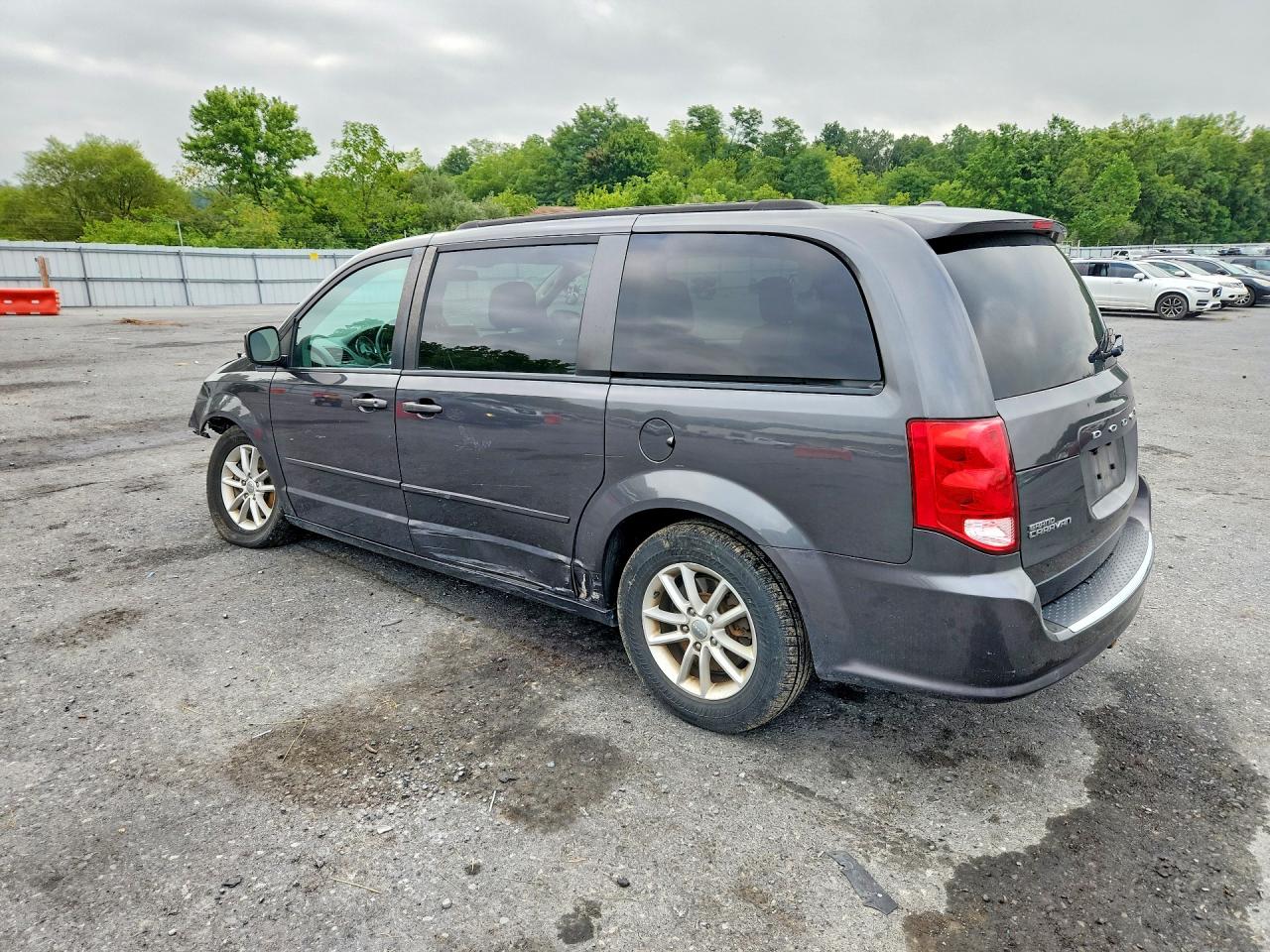 2016 DODGE GRAND CARAVAN SXT — снимка 2