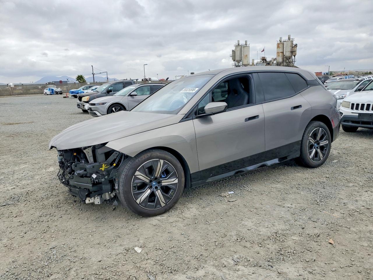 2025 BMW IX XDRIVE50