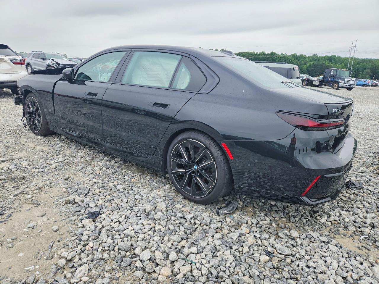 2025 BMW I7 XDRIVE60 — снимка 2