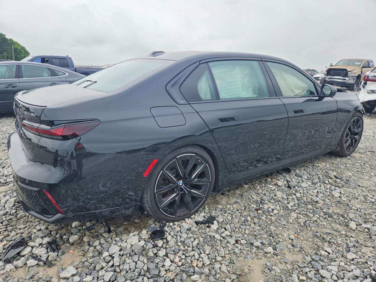 2025 BMW I7 XDRIVE60 — снимка 3