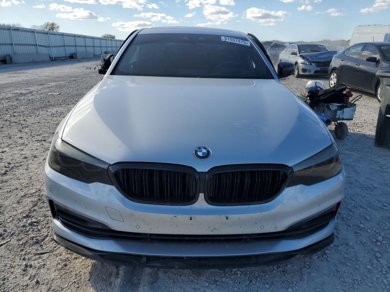 2019 BMW 530 I — снимка 5