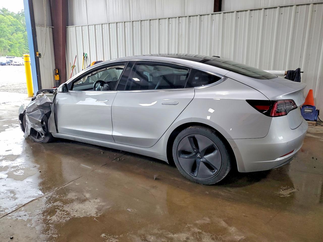 2018 TESLA MODEL 3 — снимка 2