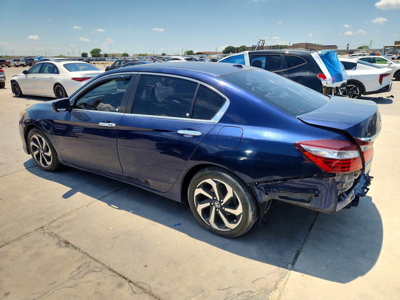 2017 HONDA ACCORD EX — снимка 2