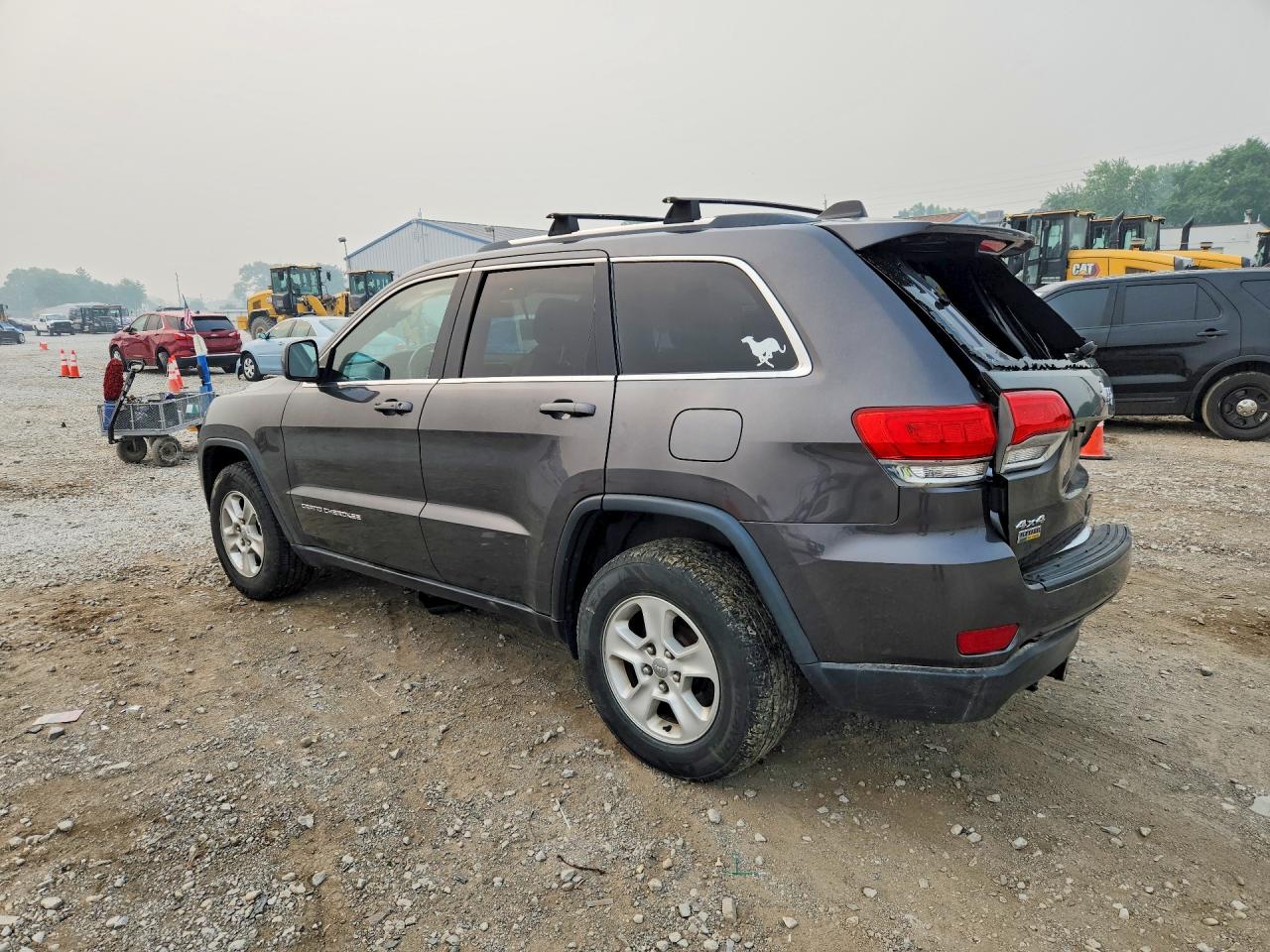 2015 JEEP GRAND CHEROKEE LAREDO — снимка 2