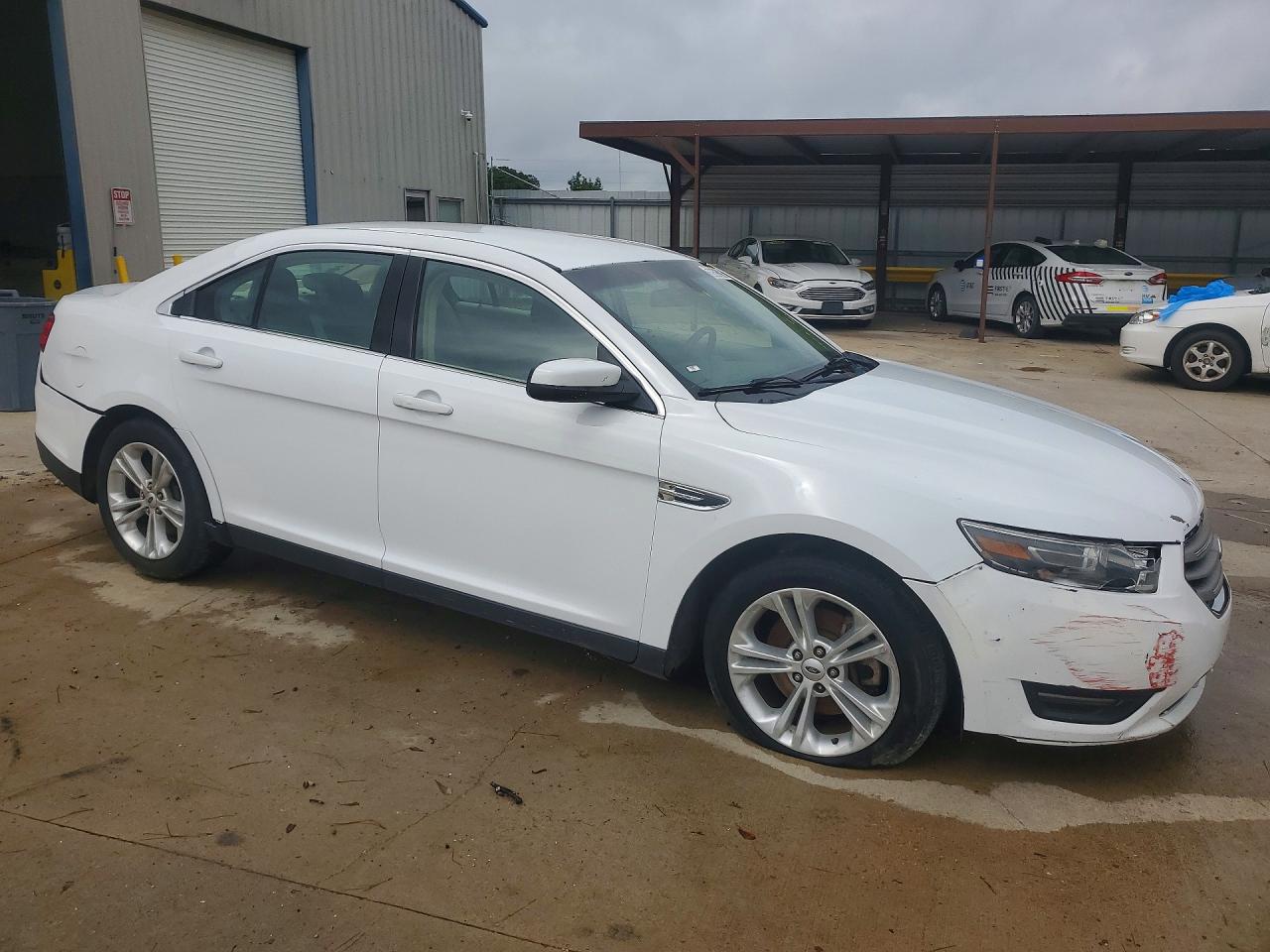 2015 FORD TAURUS SEL — снимка 4