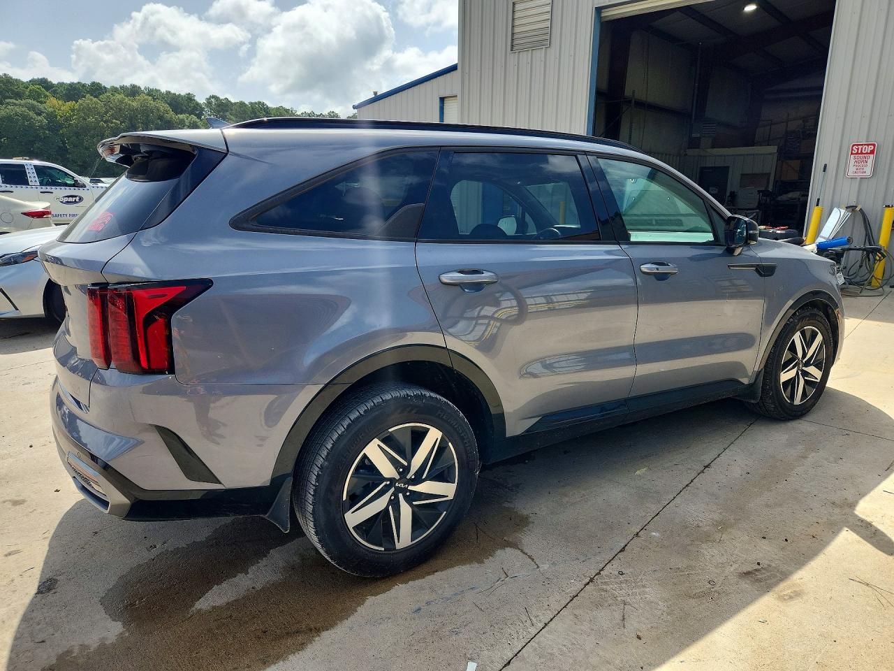 2023 KIA SORENTO S — снимка 3