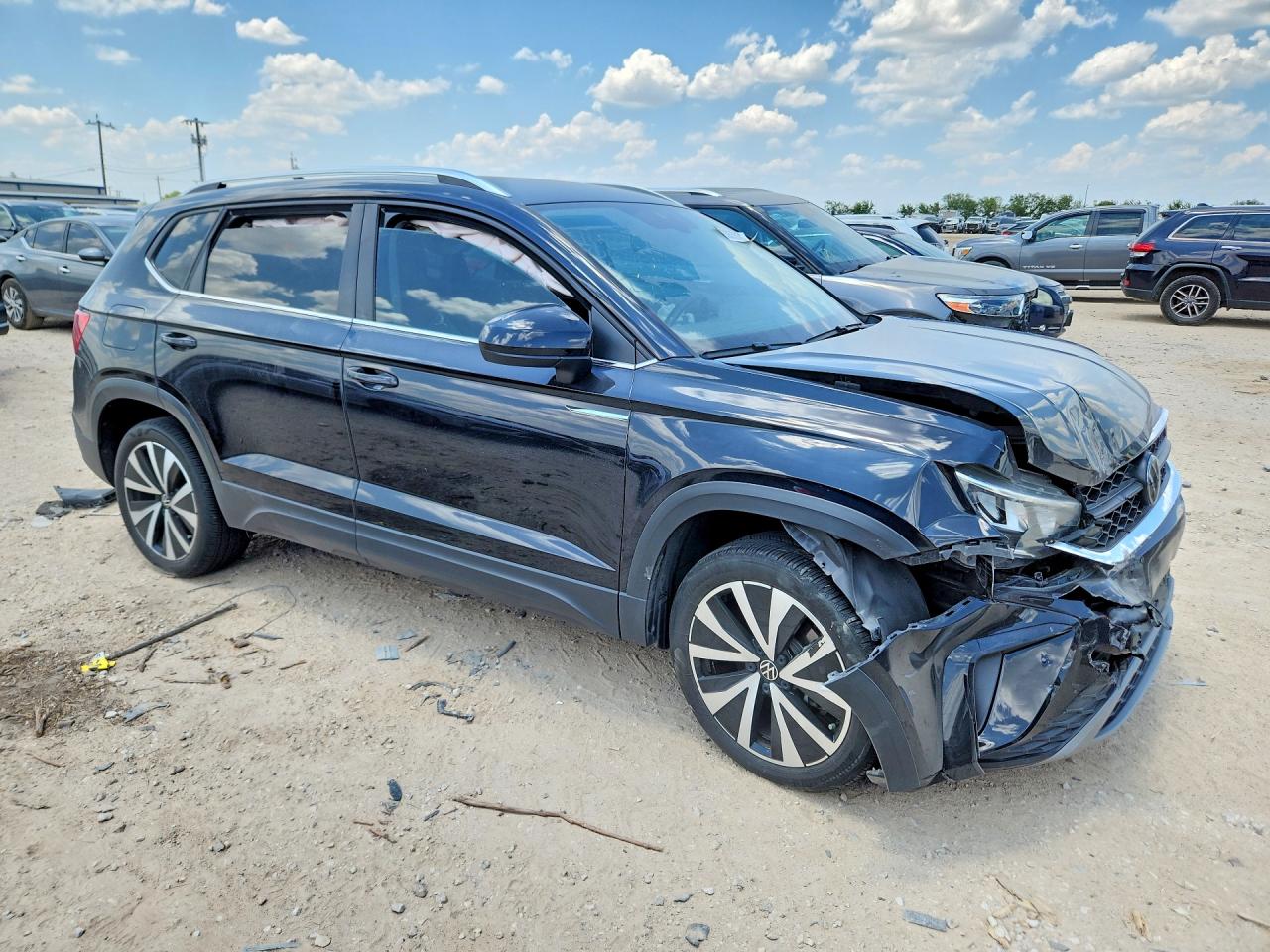 2024 VOLKSWAGEN TAOS SE — снимка 4