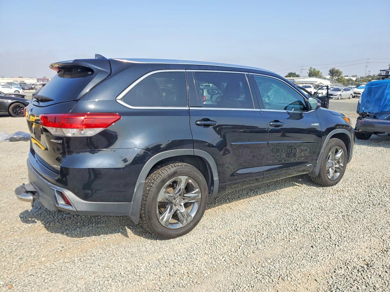 2018 TOYOTA HIGHLANDER HYBRID LIMITED PLATINUM — снимка 3