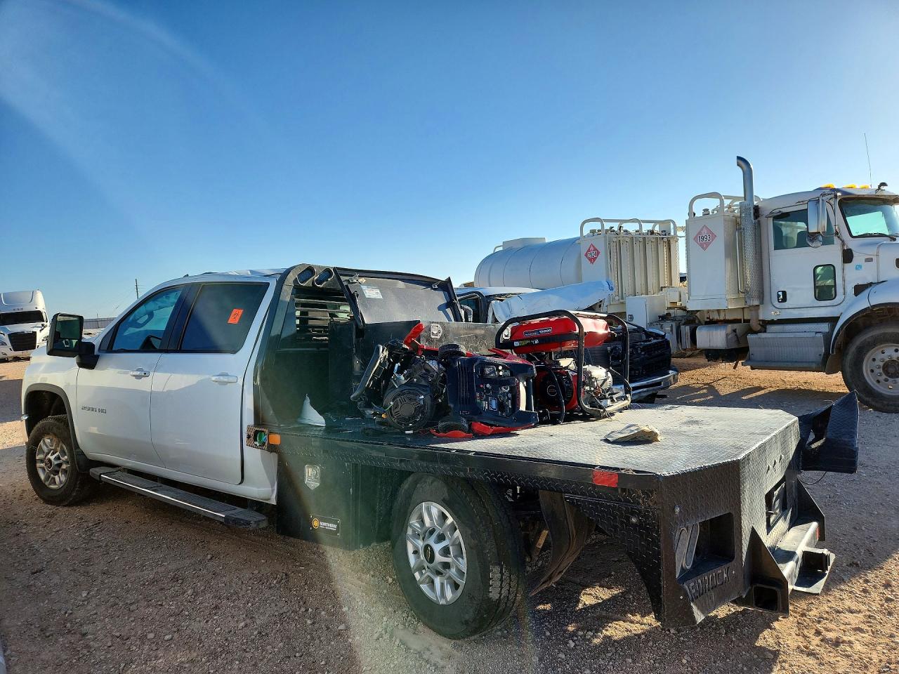 2025 CHEVROLET SILVERADO K2500 HEAVY DUTY LT — снимка 2