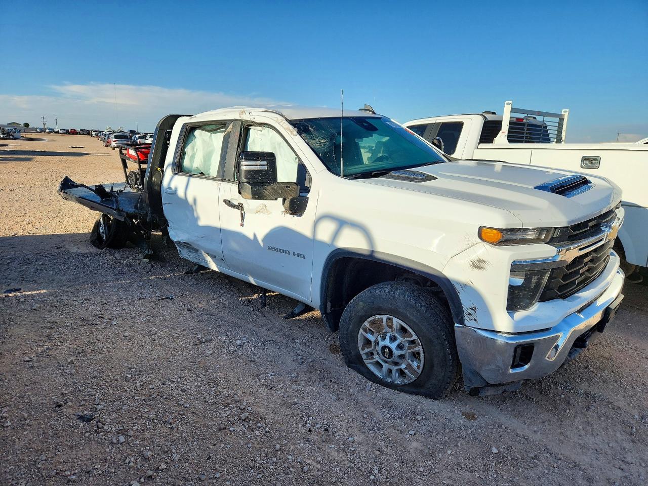 2025 CHEVROLET SILVERADO K2500 HEAVY DUTY LT — снимка 4
