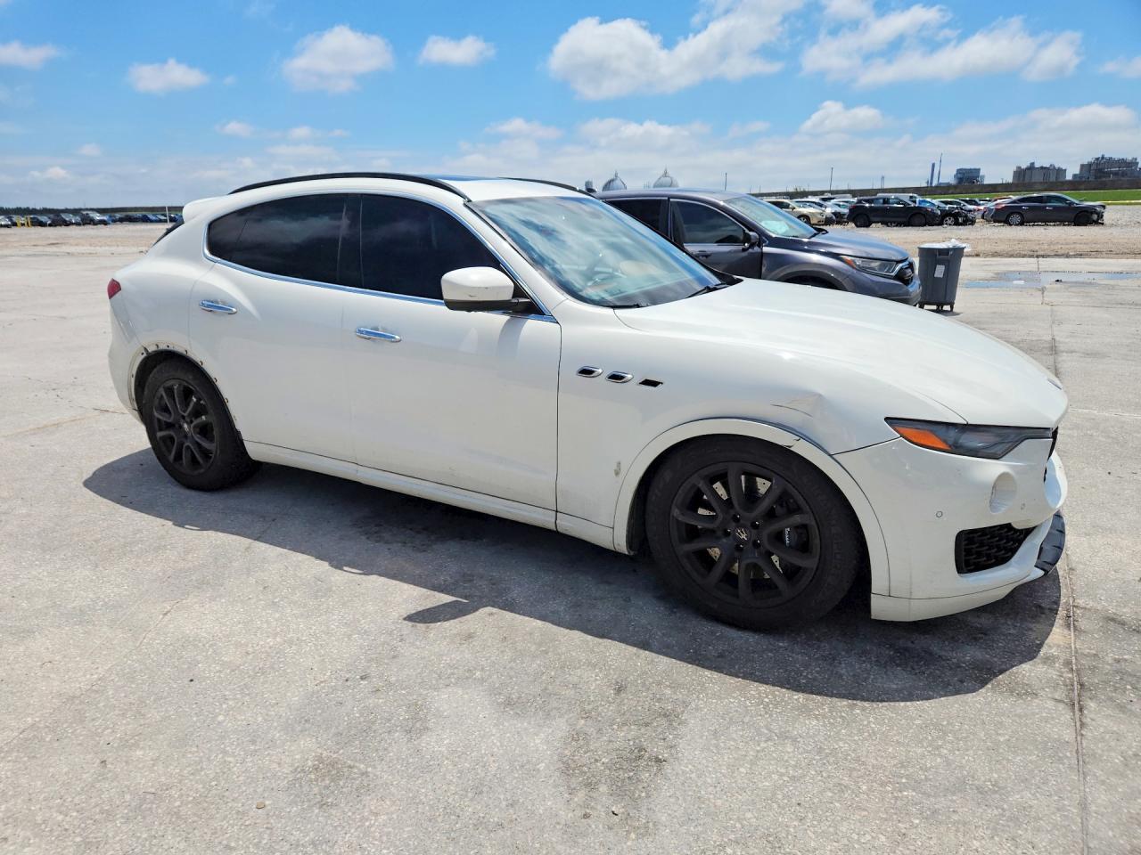 2017 MASERATI LEVANTE S SPORT — снимка 4