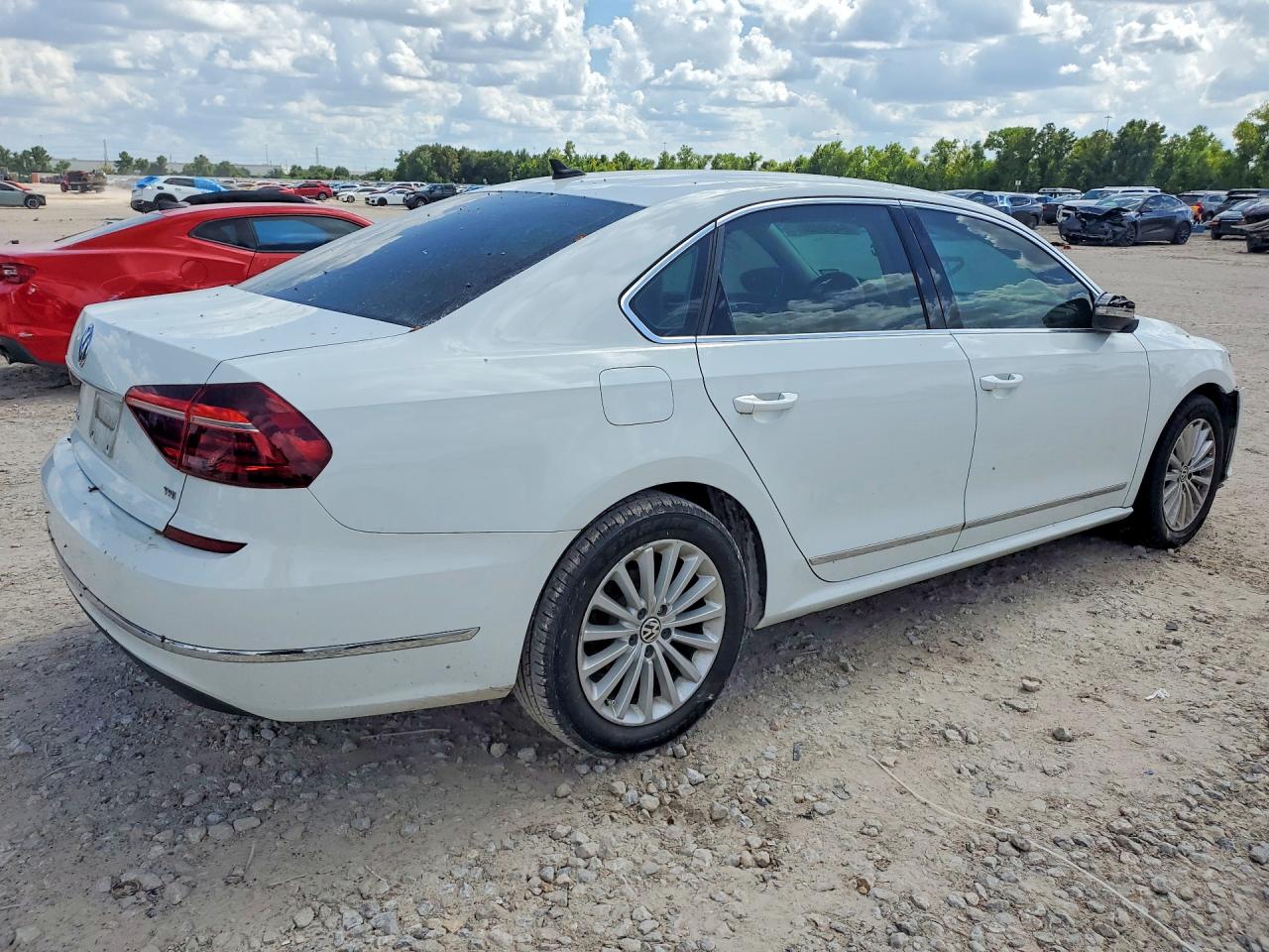 2017 VOLKSWAGEN PASSAT SE — снимка 3