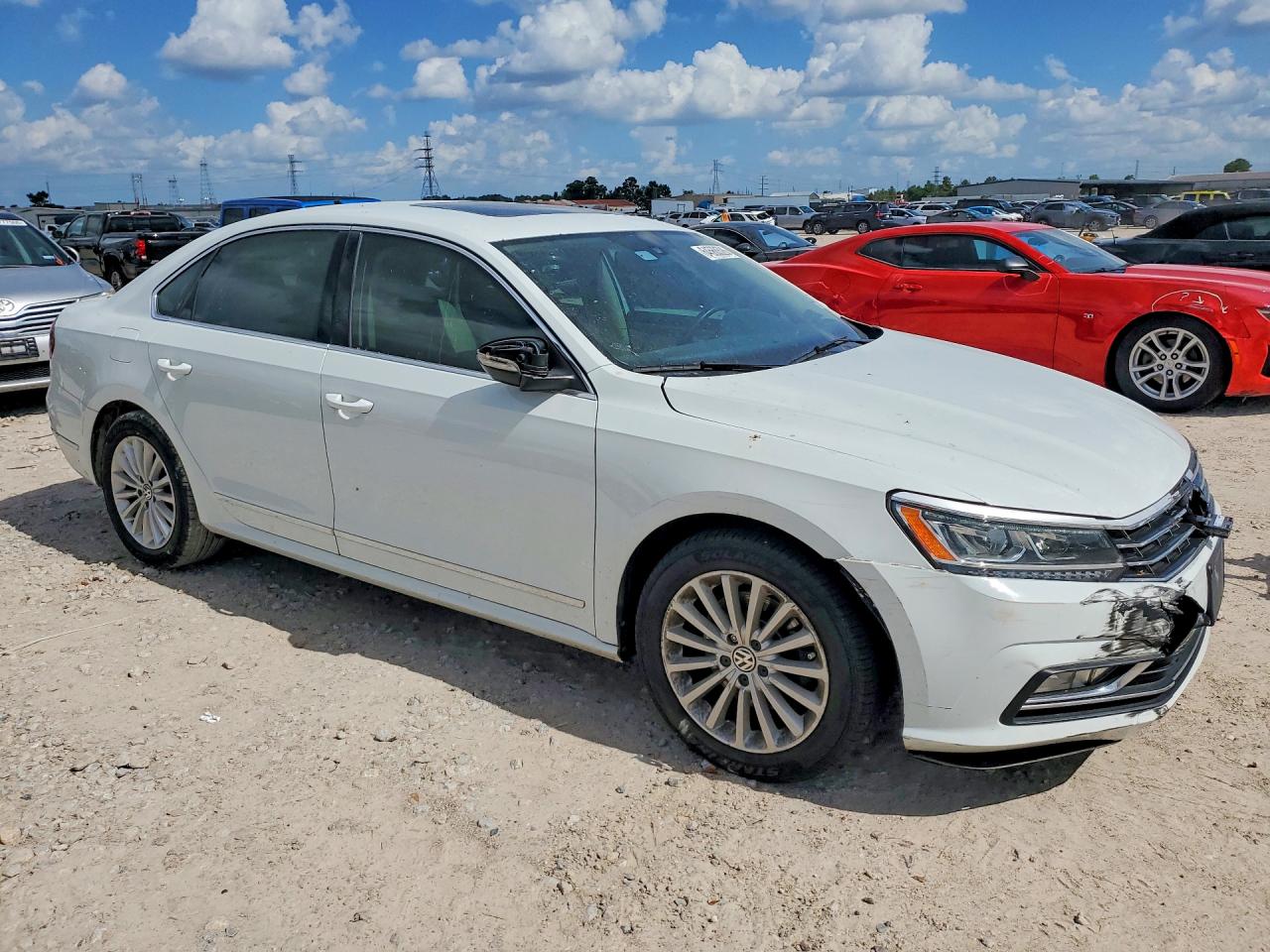 2017 VOLKSWAGEN PASSAT SE — снимка 4