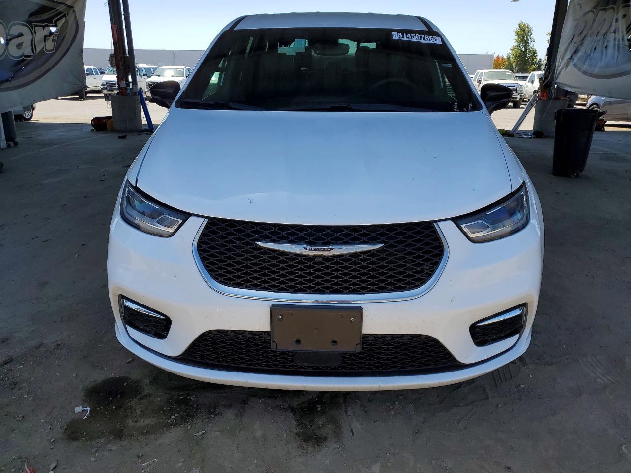 2025 CHRYSLER PACIFICA SELECT — снимка 5