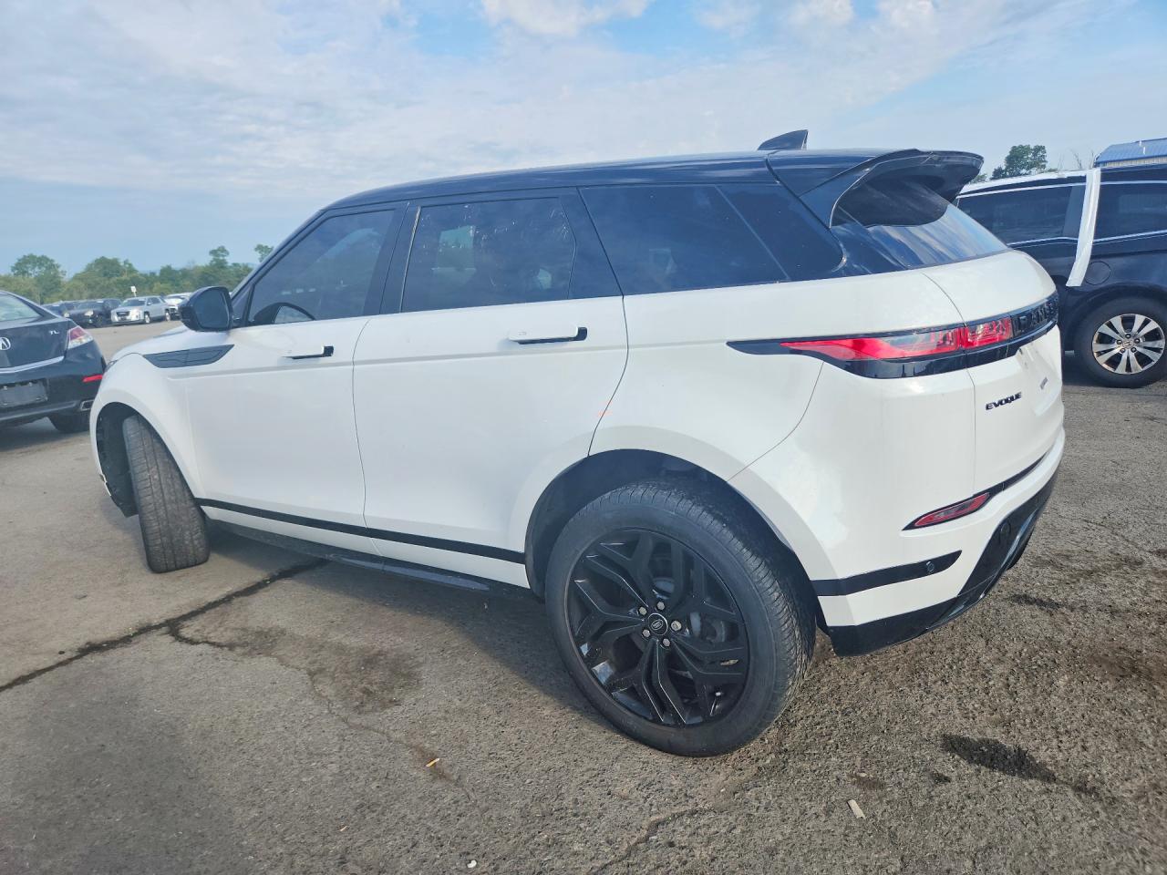 2023 LAND ROVER RANGE ROVER EVOQUE R-DYNAMIC S — снимка 2