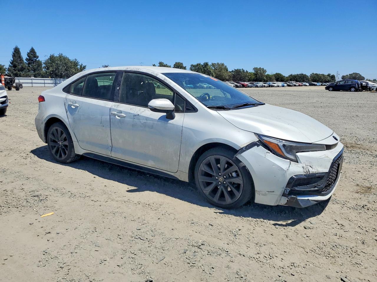 2026 TOYOTA COROLLA SE — снимка 4