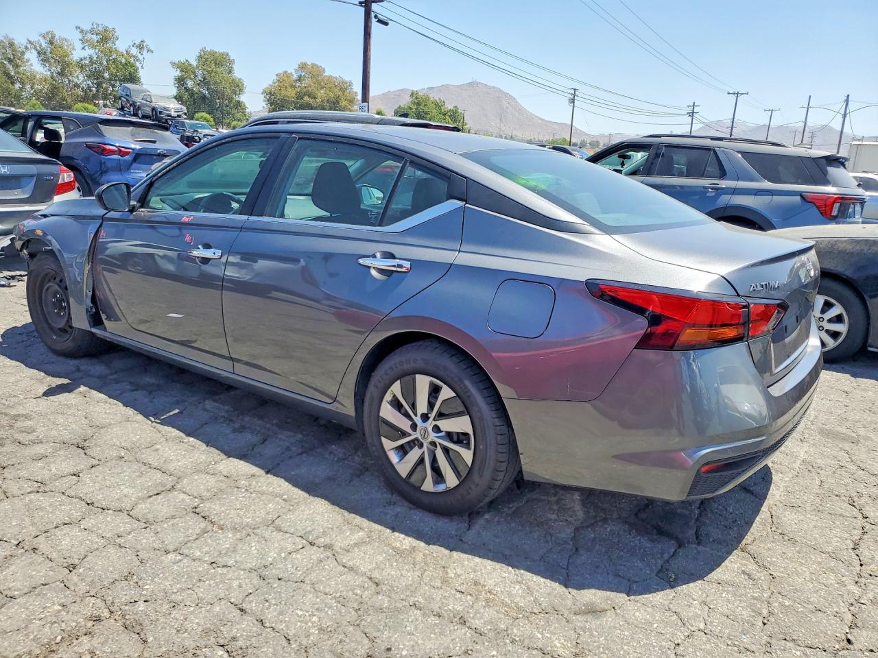 2024 NISSAN ALTIMA S — снимка 2