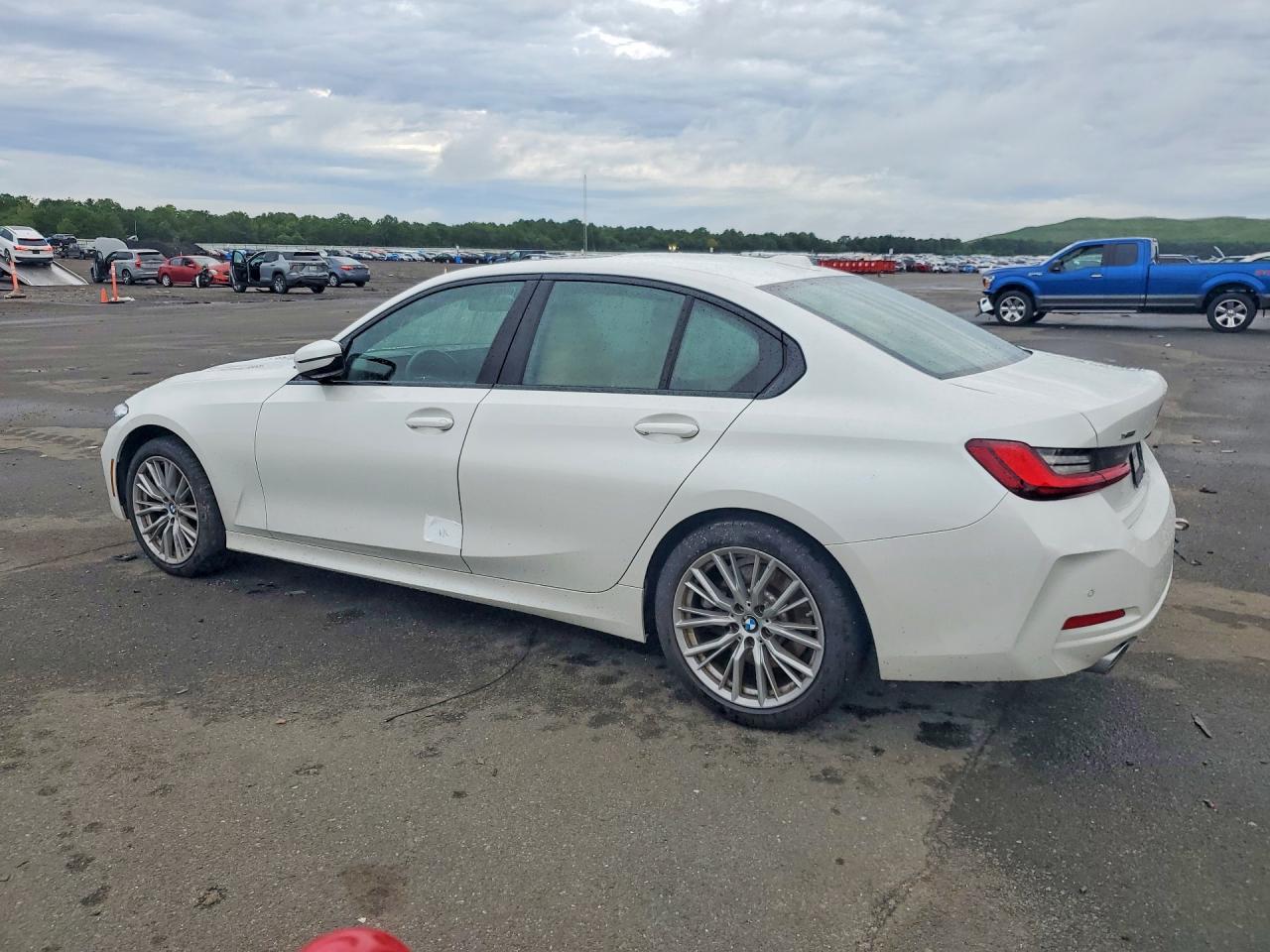 2023 BMW 330XI — снимка 2