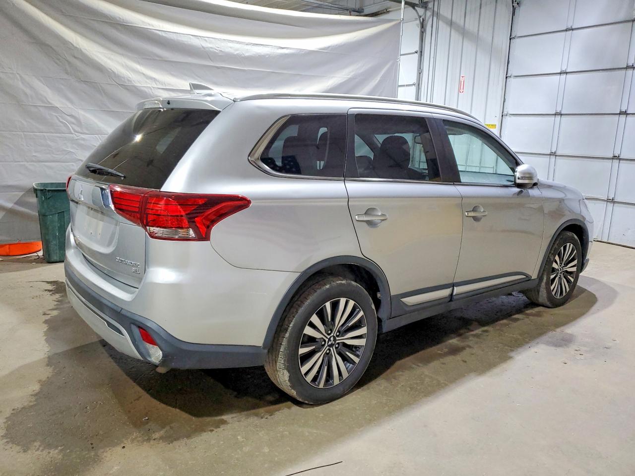 2019 MITSUBISHI OUTLANDER SE — снимка 3
