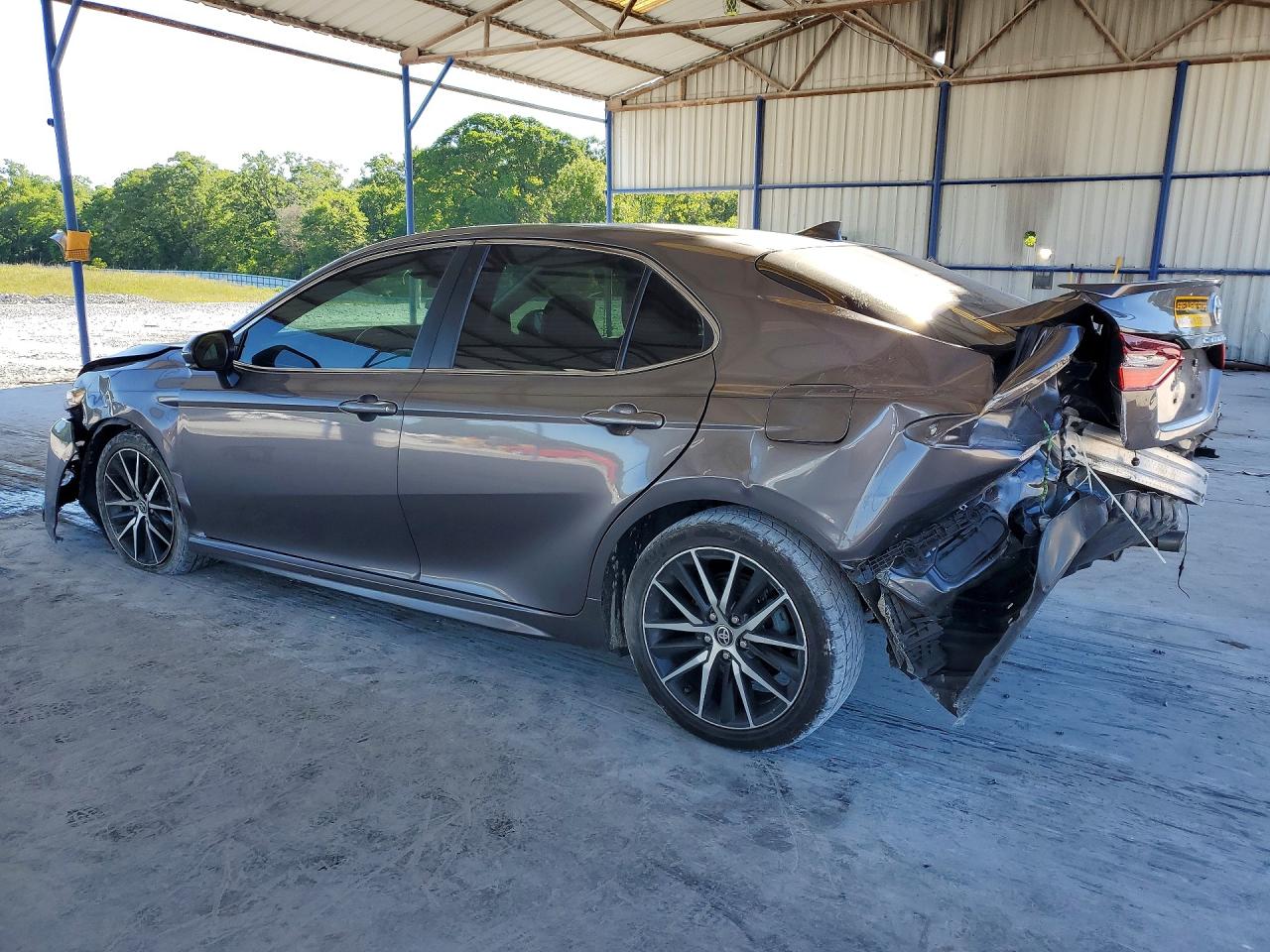 2022 TOYOTA CAMRY SE — снимка 2