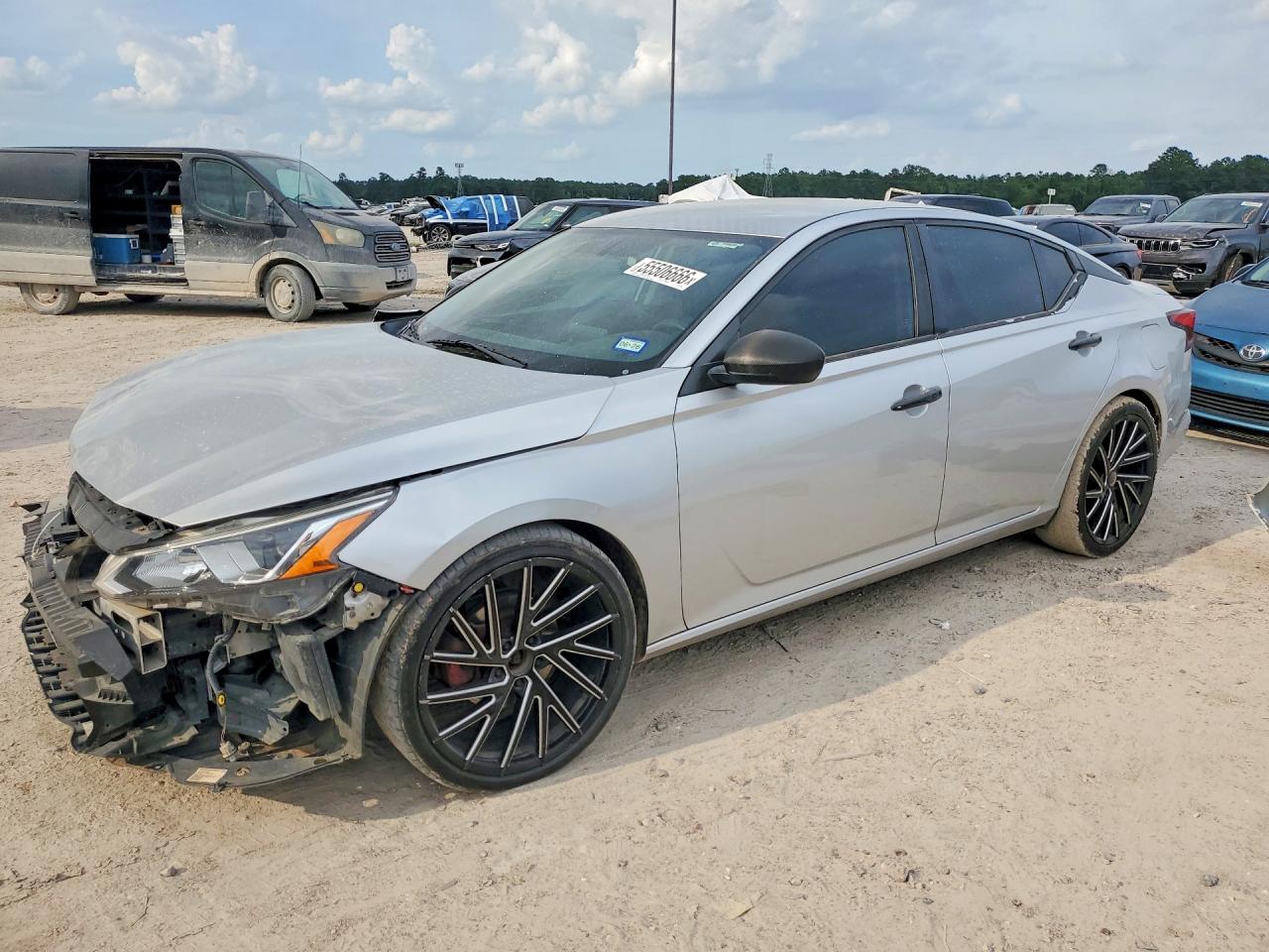 2019 NISSAN ALTIMA S