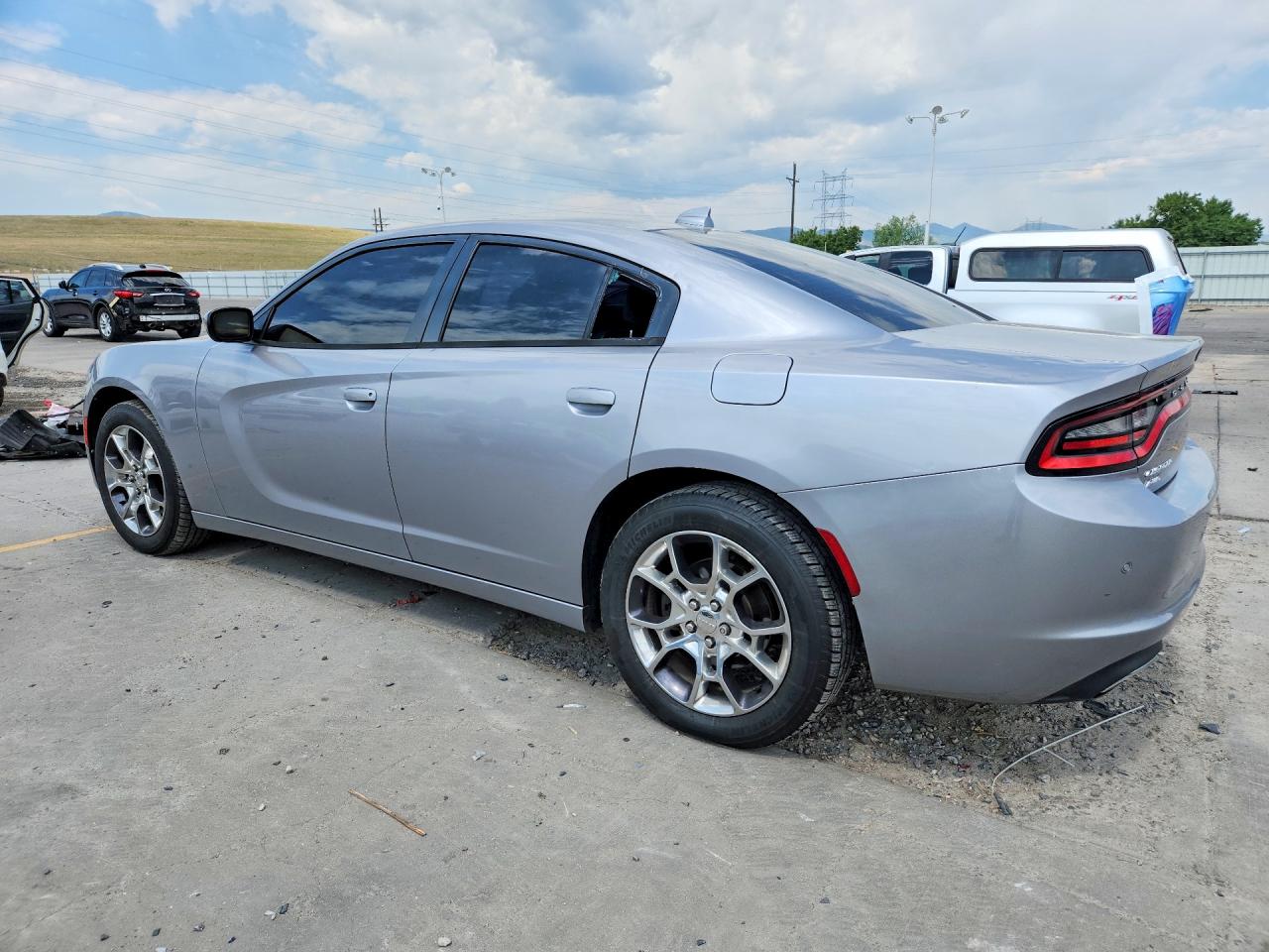 2015 DODGE CHARGER SXT — снимка 2
